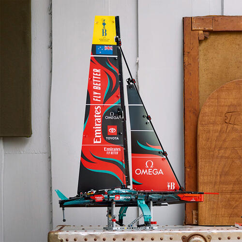 Lego technic 樂高&reg; 科技玩具 Emirates Team New Zealand AC75 Yacht 42174