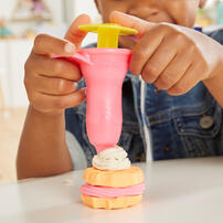 Play-Doh Kitchen Creations Twirl 'n Serve Ice Cream Playset