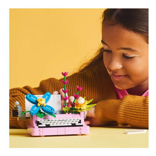 Lego Typewriter with Flowers 31169