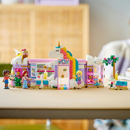 LEGO Friends Unicorn Dream Caf&eacute; 42684