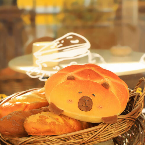 TUNTUNZAI卡皮巴拉	豚豚崽烘焙坊-可愛趴趴菠蘿包