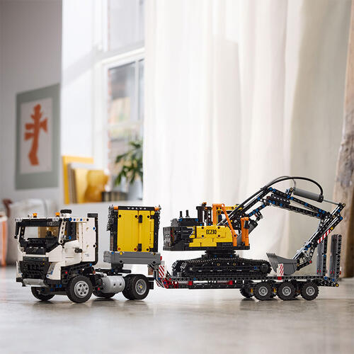 Lego technic 樂高&reg; 科技系列 Volvo FMX Truck & EC230 Electric Excavator 42175