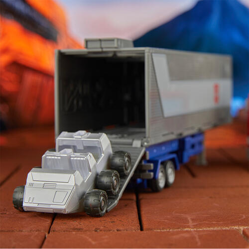 Transformers 變形金剛世代系列電影版指揮官級 柯博文