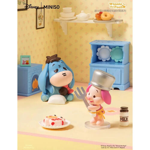 MINISO	迪士尼小熊維尼宅家時刻系列手辦盲盒- 隨機發貨