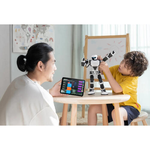 ROBOSEN 星際偵察兵