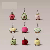 MCHUGS 淡雪草莓吊飾