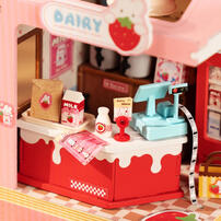 ROLIFE  ROB/3D STRAWBERRY MILK BOX