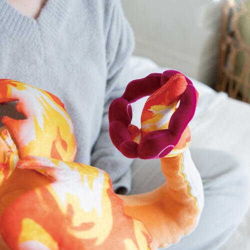 POKEMON DYNAMAX CHARIZARD PLUSH