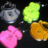 Kingjun	反光片鑰匙圈／螢光粉懶散蠢兔