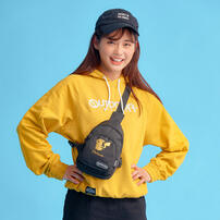 Pokemon Classic Pikachu Shoulder Bag &ndash; Black