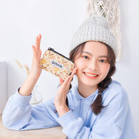 Pokemon Hand-Drawn Card Coin Pouch &ndash; Beige