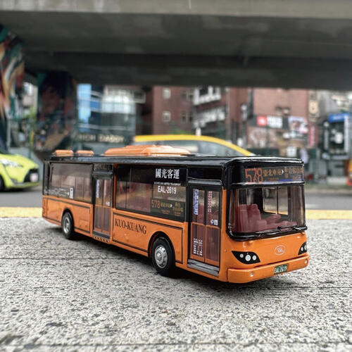 tiny 合金模型車- 國光客運 台灣巴士-橘色(路線578)