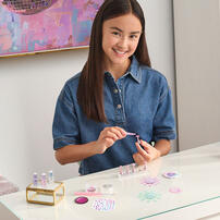 Make It Real 閃亮登場！美甲裝飾套裝