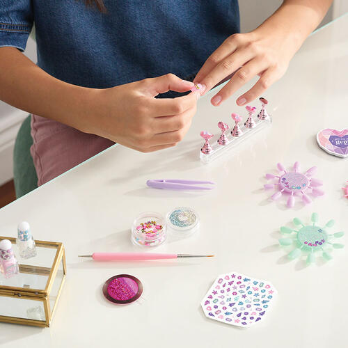 Make It Real 閃亮登場！美甲裝飾套裝