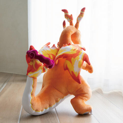 POKEMON DYNAMAX CHARIZARD PLUSH