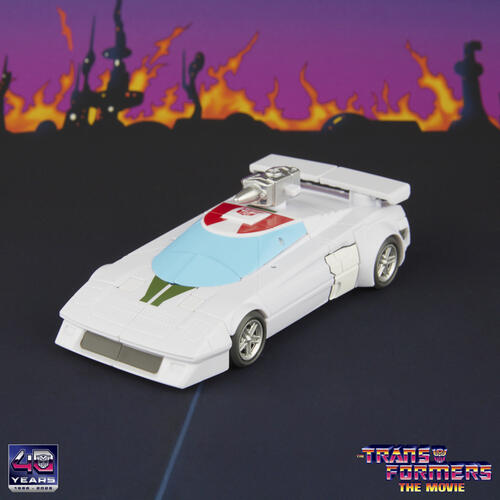Transformers Studio Series The Transformers: The Movie Deluxe Class Wheeljack Action Figure
