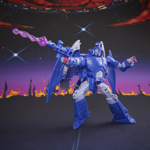 Transformers Studio Series Transformers: The Movie Voyager Class Scourge Action Figure