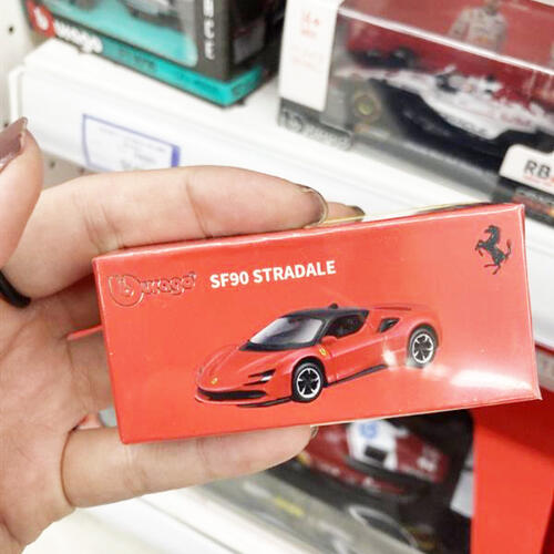 Bburago比美高 1:64精品車 法拉利SF90Stradale - 紅 28-56020