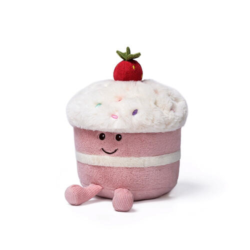 mchugs Strawberry cake 18cm