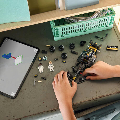 LEGO樂高超級賽車系列《F1 電影》APXGP 車隊賽車 77252