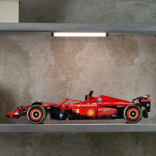 LEGO樂高機械組系列 Ferrari SF-24 F1 42207