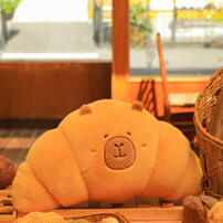 TUNTUNZAI卡皮巴拉	豚豚崽烘焙坊-牛角包抱枕50cm