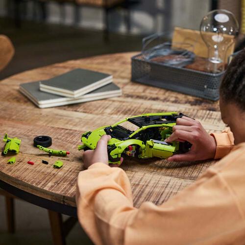 LEGO Technic Lamborghini Hurac&aacute;n Tecnica 42161