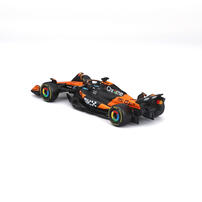 Bburago比美高1:43 F1系列-麥克拉倫 F1 車隊 MCL39 （無頭盔，紙盒版）（2025 澳大利亞大獎賽）(#81 奧斯卡&middot;皮亞斯特里) - 啞黑色/橙色 18-38248#81