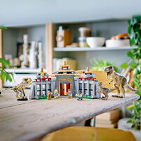 LEGO Jurassic World Visitor Center: T. rex & Raptor Attack 76961