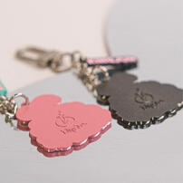 Kingjun 金屬吊飾／經典蠢兔