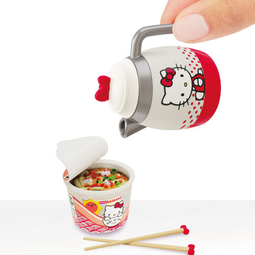 MGA's Miniverse 迷你宇宙手作驚喜球-三麗鷗系列- 隨機發貨