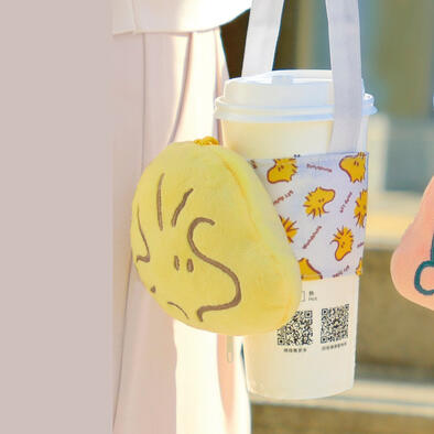 Snoopy Toy Drink Carrier