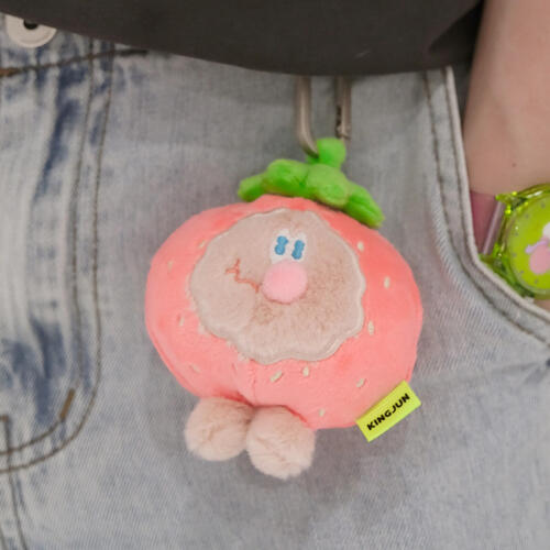 KINGJUN 娃娃吊飾 草莓吃蠢兔