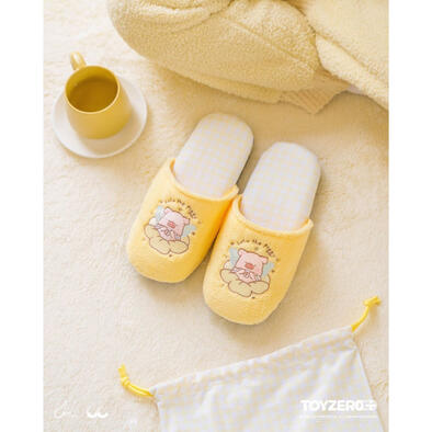 Lulu The Piggy	罐頭豬LuLu 冬日系列 - 室內拖鞋 (連袋)