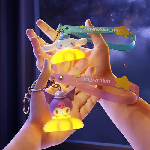 Sanrio三麗鷗	 星星小吊飾-隨機發貨