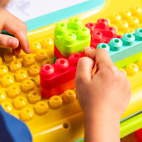 playpop 多功能互動學習桌