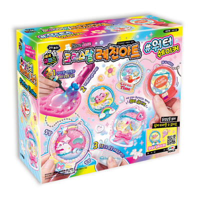 Mimi World 咕卡水晶晶搖搖水吊飾創作組