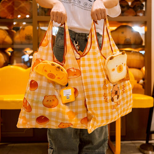 TUNTUNZAI卡皮巴拉	豚豚崽烘焙坊收納單肩包-牛角包