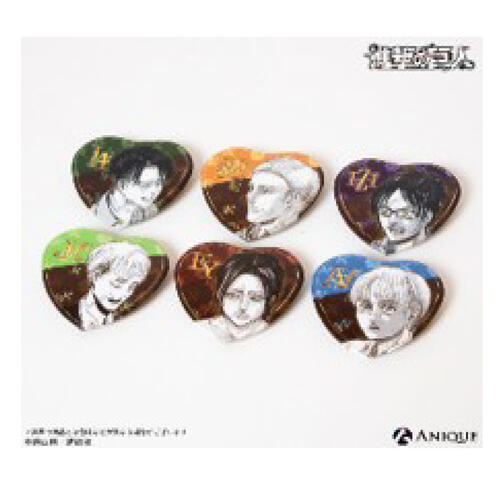 Attack on Titan 	進擊的巨人徽章- 隨機發貨